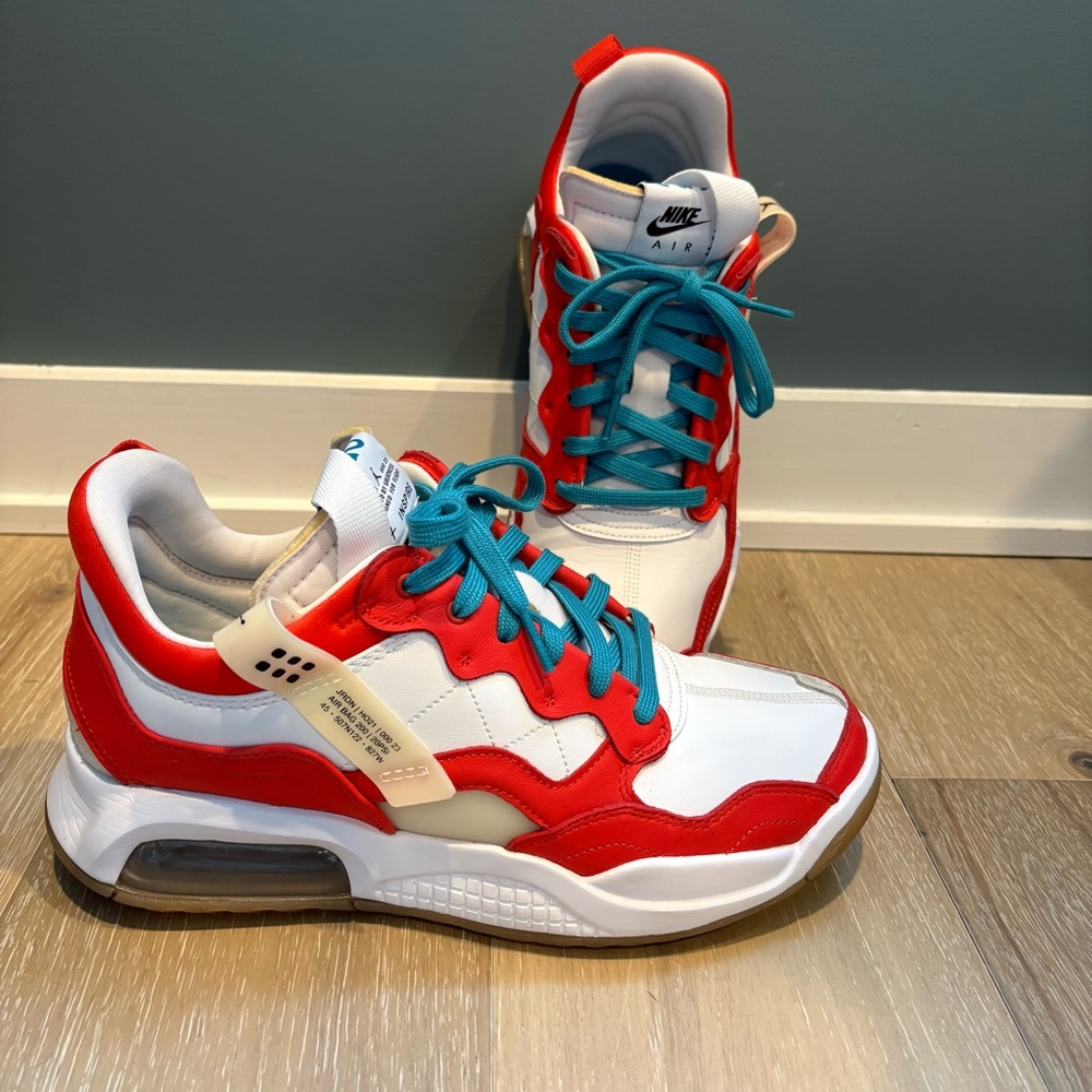 Nike Air Jordan MA2 "Chile Red Cyber Teal" sneaker Men’s size 9